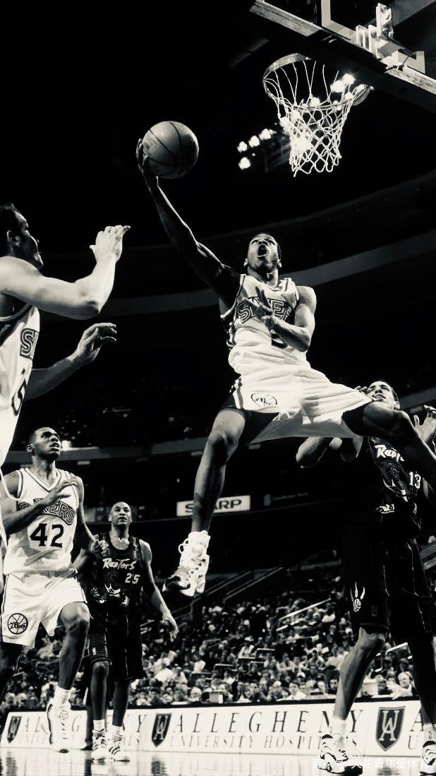 《银与绯》定档6月26日，哥特暗黑世界全球同步上线！