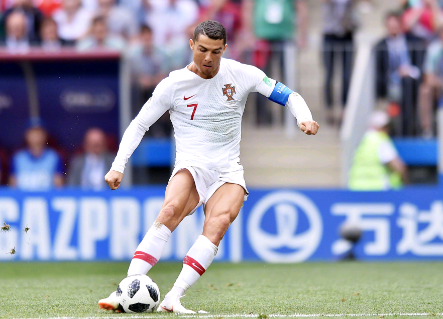 西甲半场：米利唐头球造险+伤退，皇马0-0塞尔塔