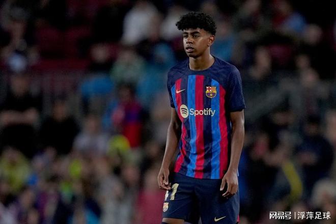 上赛季场均20分9.6板！媒体人：江苏签下前江西外援罗伯特