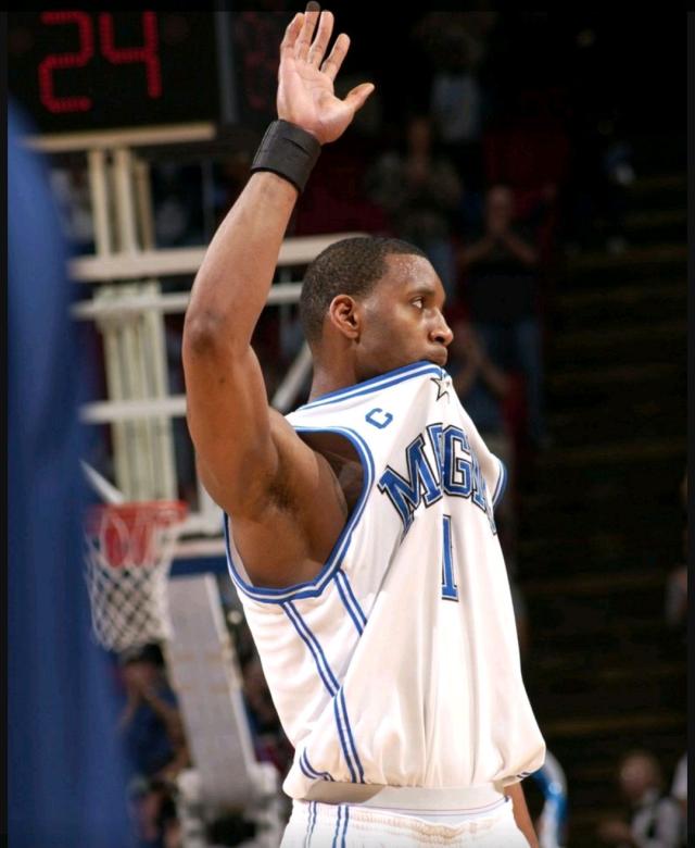 亚特兰大勇士队投手塞尔（Chris Sale）2025 年开季前 10 场豪取 8 胜