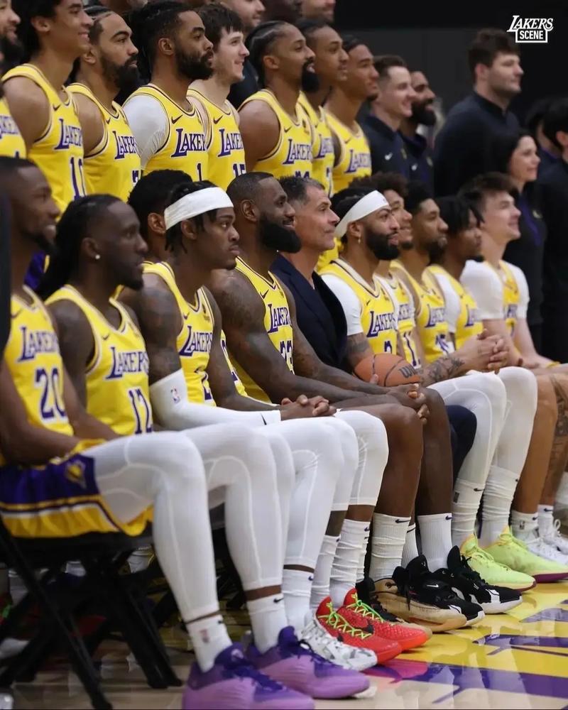 篮球火箭队医公布球员健康状况