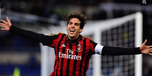 心情不错！知名说唱歌手Jay-Z现身湖人主场观看NBA杯