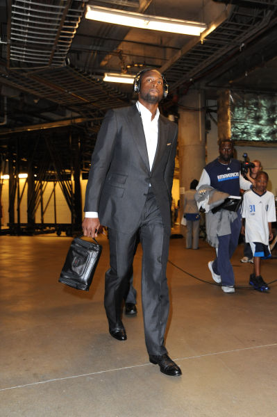 独行侠最担忧的局面来了：3换1交易撤回，浓眉伤情成关键阻碍