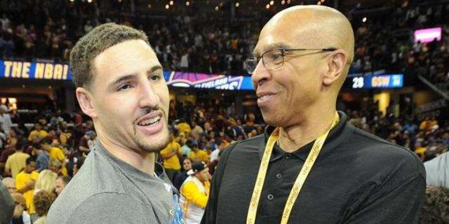 《球场内的特殊活动：从宠物日到星际迷航主题夜》